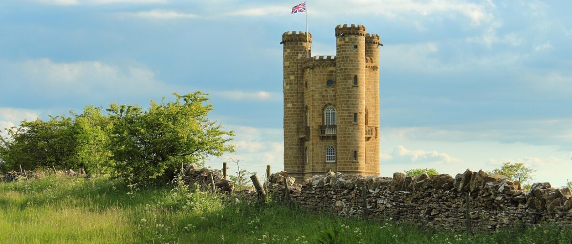 It's a castle shot in a way that it looks tiny.